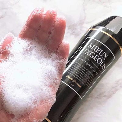 ミューラグジャス スムースボディソープ Trendy Glamorousの香り